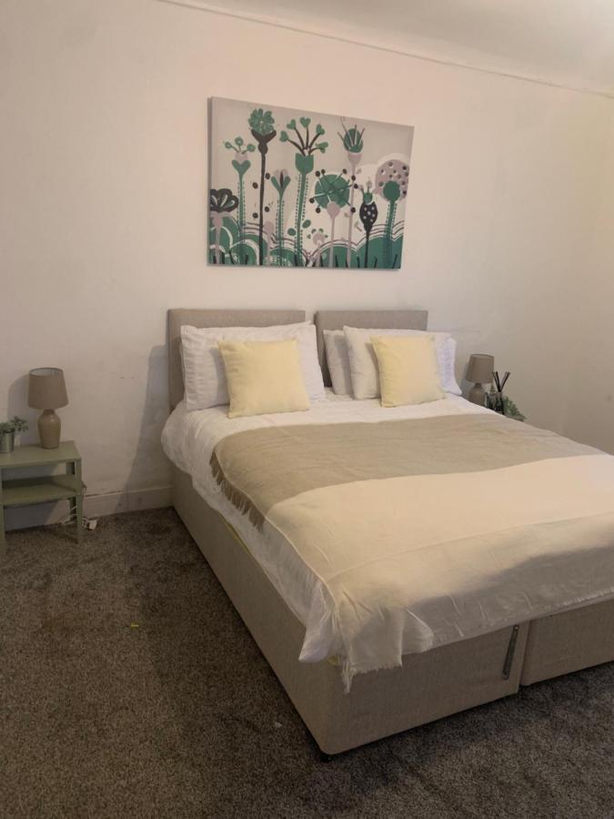 Wandsworth, South London Deluxe King Room 1 Экстерьер фото
