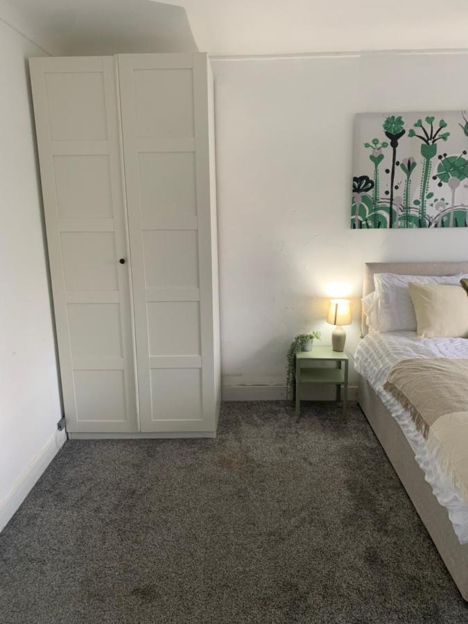 Wandsworth, South London Deluxe King Room 1 Экстерьер фото
